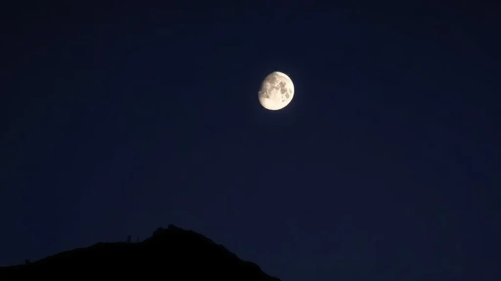 moon symbolism